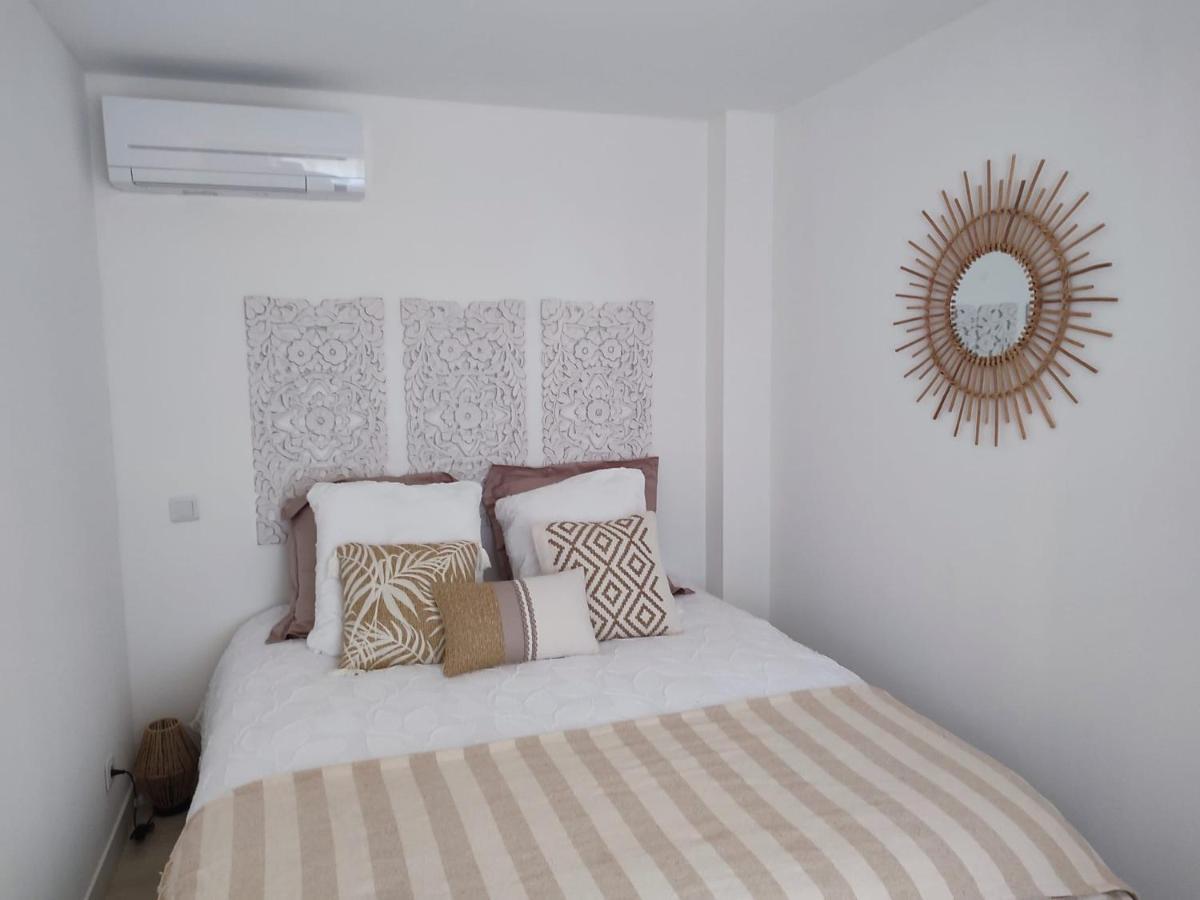 Magnifique Appartement 2 Chambres Avec 50 M2 De Jardin Privatif ラ・クロ エクステリア 写真