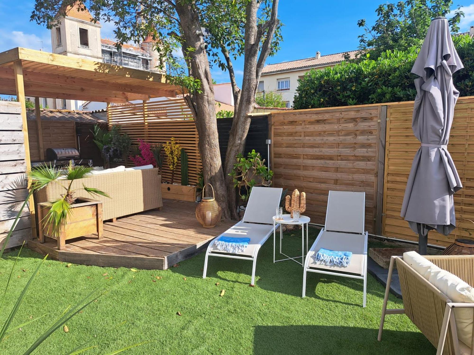 Magnifique Appartement 2 Chambres Avec 50 M2 De Jardin Privatif ラ・クロ エクステリア 写真